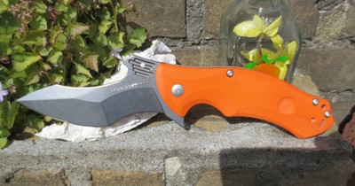 Viper Maga Orange G10 Stone Washed blade